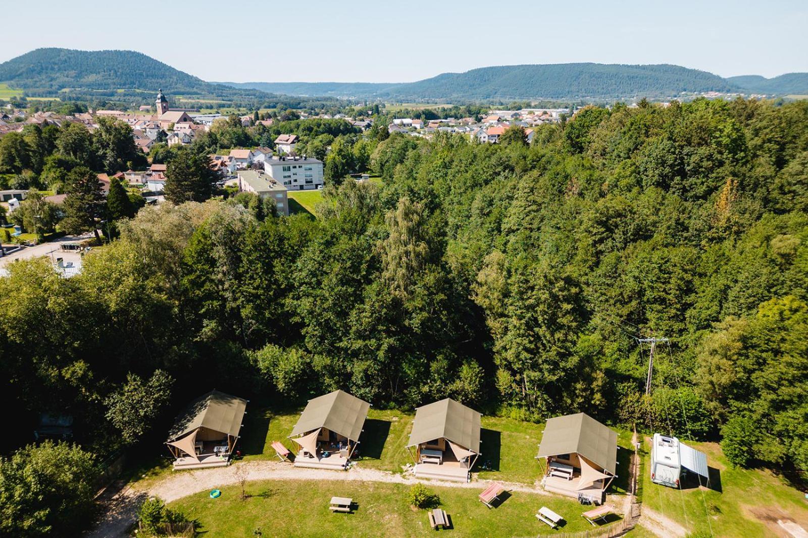 Отель Glamping The Vosges Corcieux Экстерьер фото
