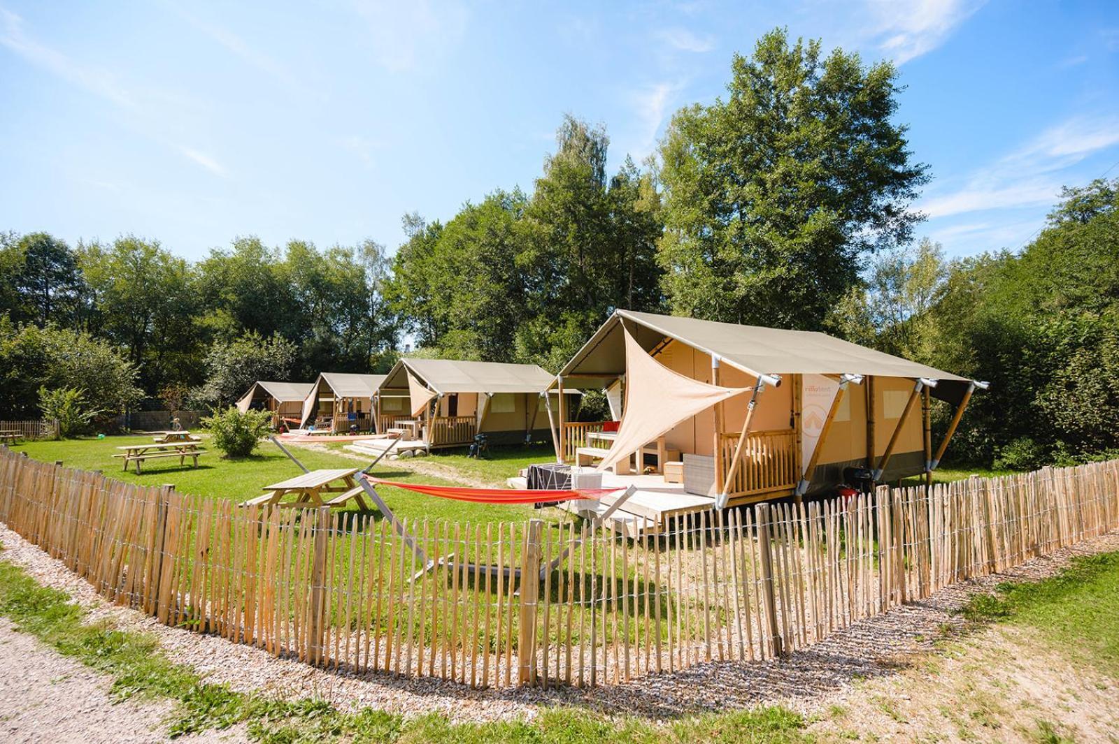 Отель Glamping The Vosges Corcieux Экстерьер фото
