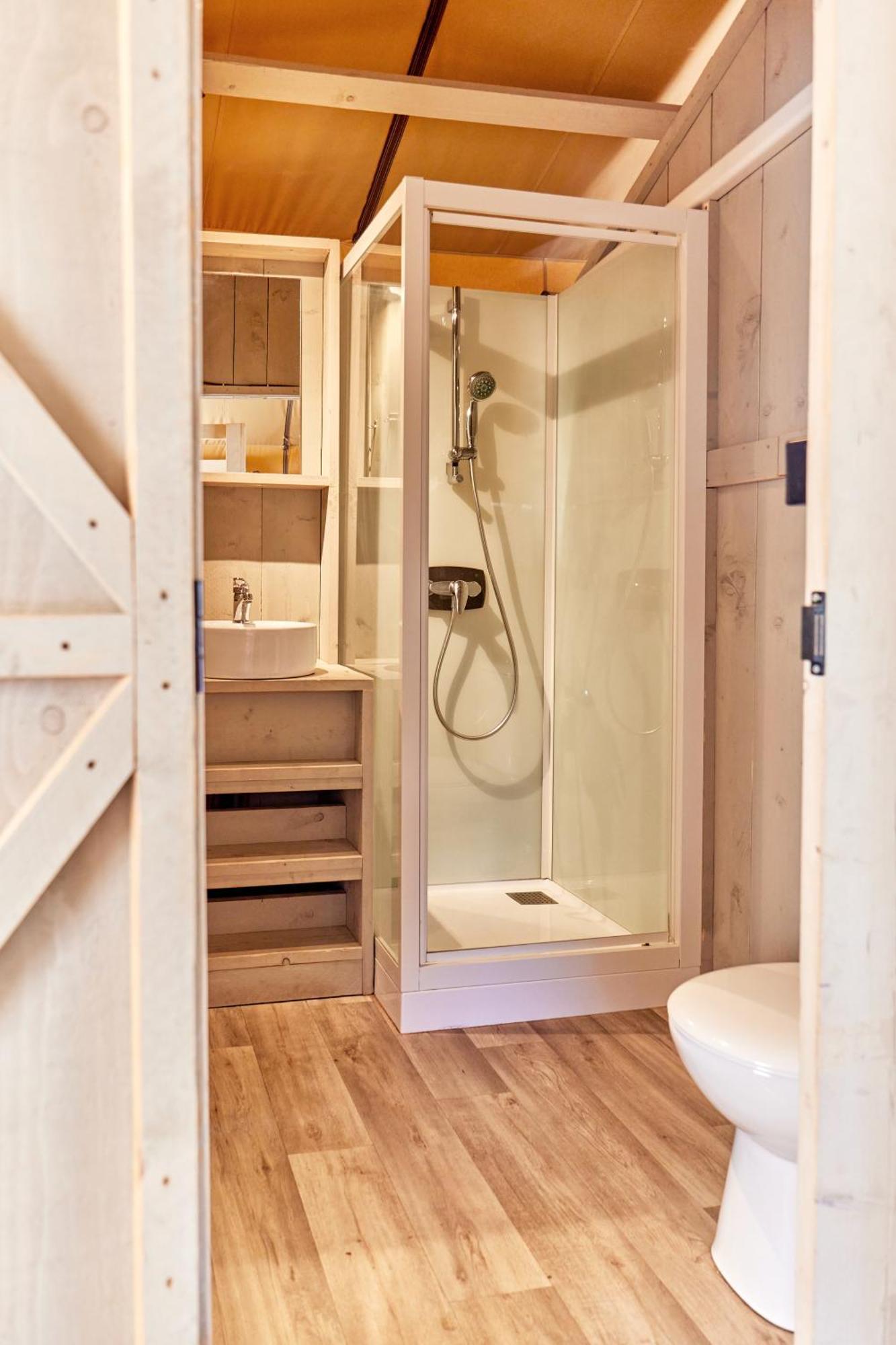 Отель Glamping The Vosges Corcieux Экстерьер фото